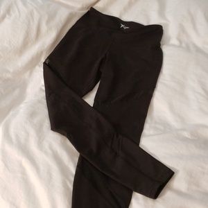 Mesh paneled workout pant